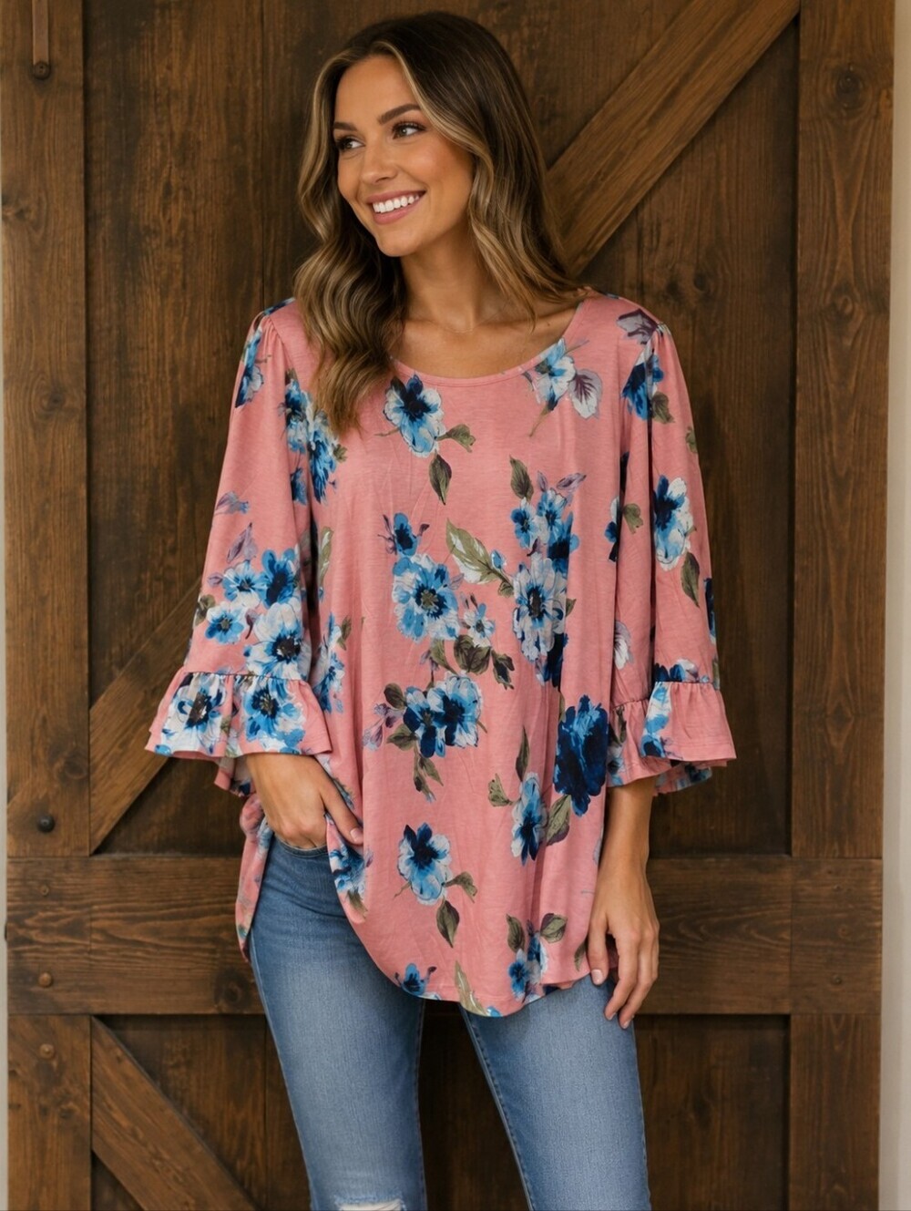 Suzanne Betro Floral Bell Sleeve Top Size Medium